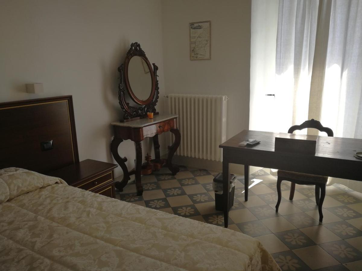 Il Berso Di Porta Catena Васто Екстериор снимка